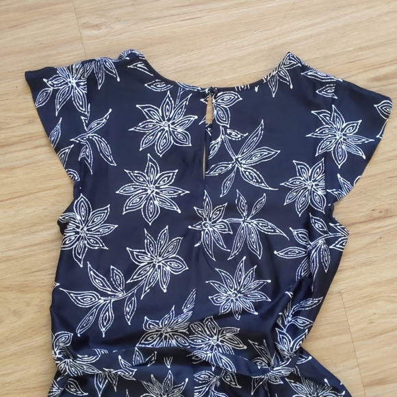 Ann Taylor Dress - Picture 3 of 4